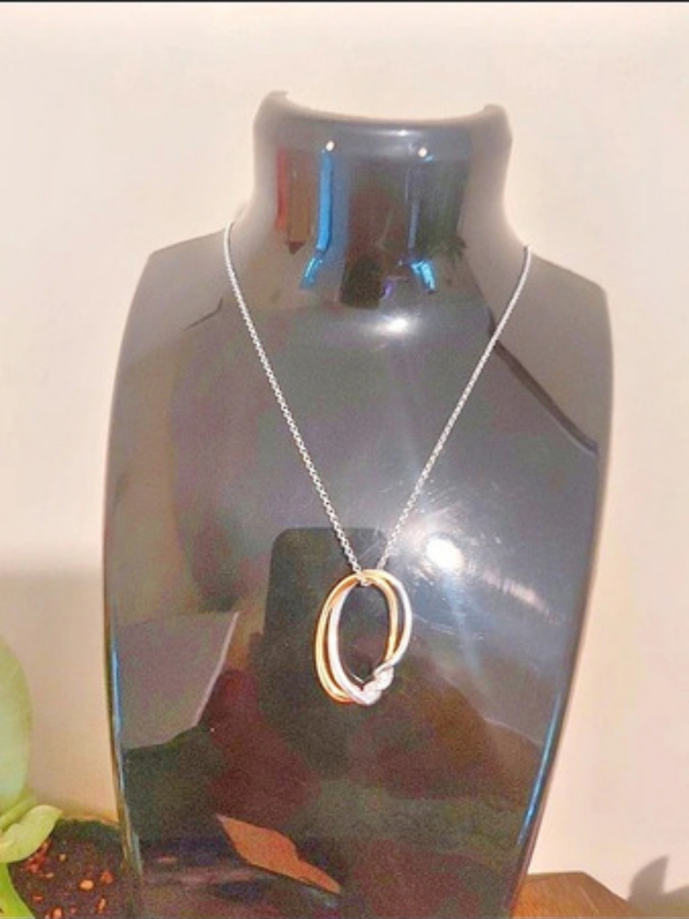 ELLE Jewelry ELLE Caramel Interlocking Oval Link Necklace Caramel Interlocking